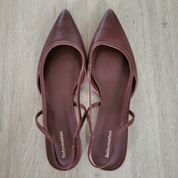 Reformation Brown Flats - Picture 1 of 7